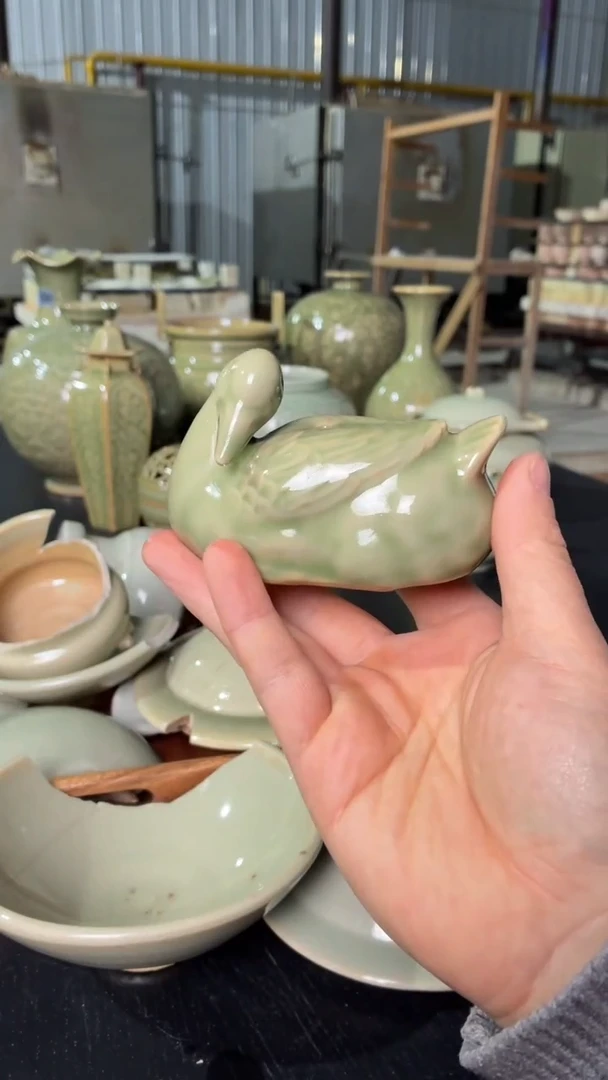 耀州窑仰山茶宠鸭子