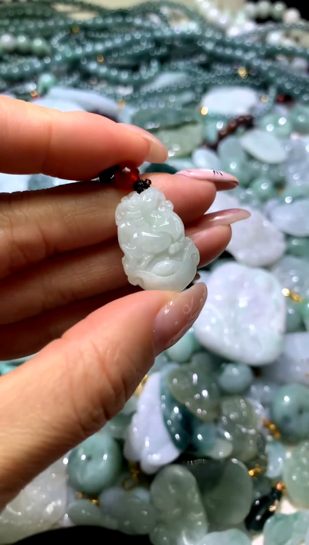 吊坠(不含链)未镶嵌翡翠1