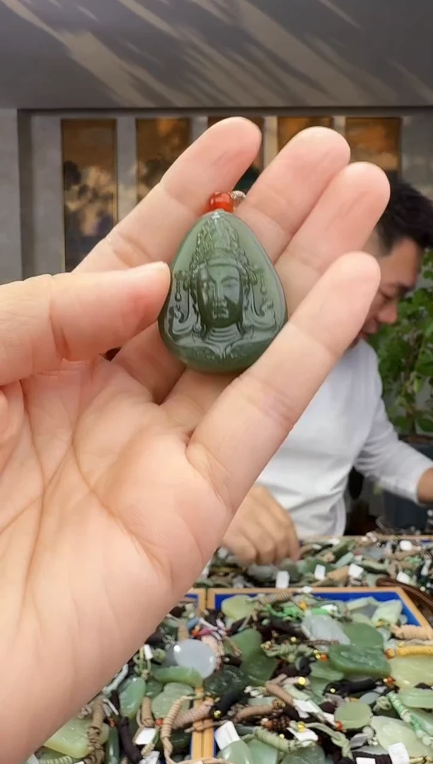 未镶嵌和田玉挂件拍一发一