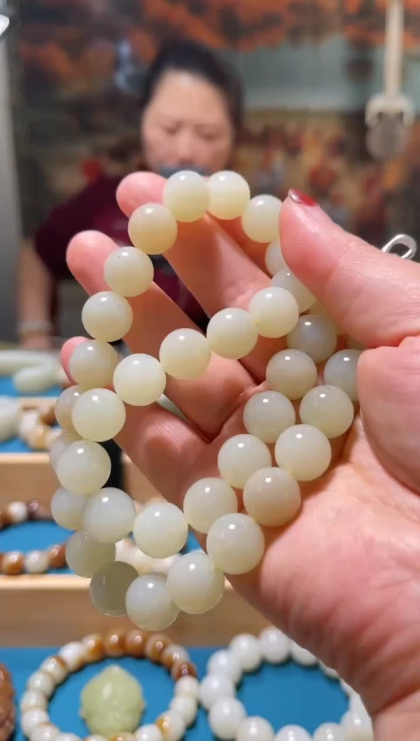 【闪购商品】和田玉吊坠(不含链)未镶嵌和田玉妈妈链