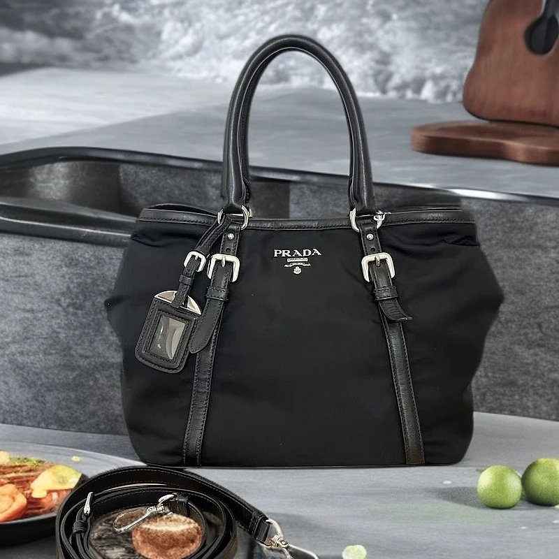 95新 Prada/普拉达 12445336 Prada黑银托特包  29*23