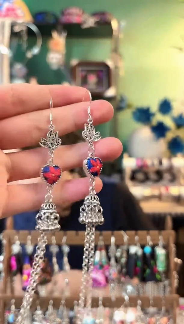 织绣彩云南阁非遗老绣饰品738