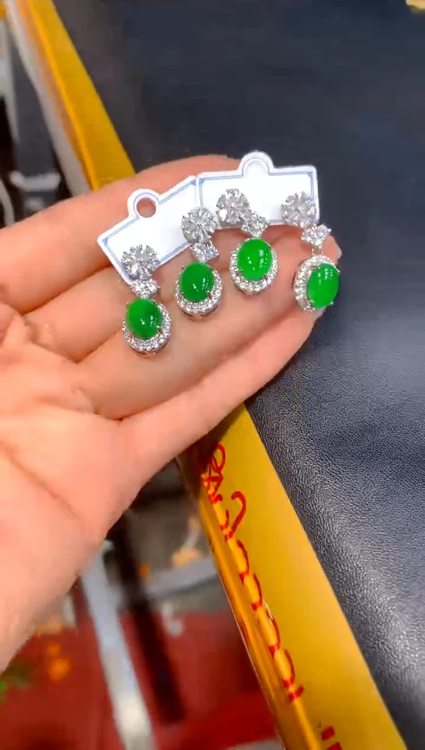 【闪购商品】定制翡翠未镶嵌63-多样性发货（发其一）