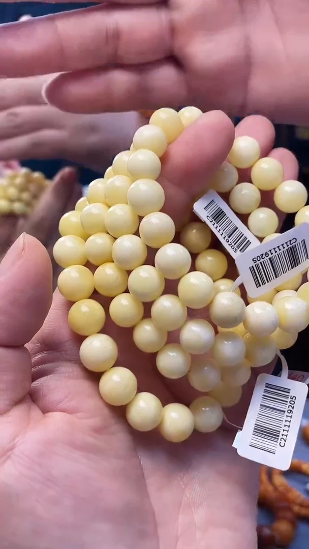 手串琥珀未镶嵌蜜蜡圆珠手串（多样性发其一）