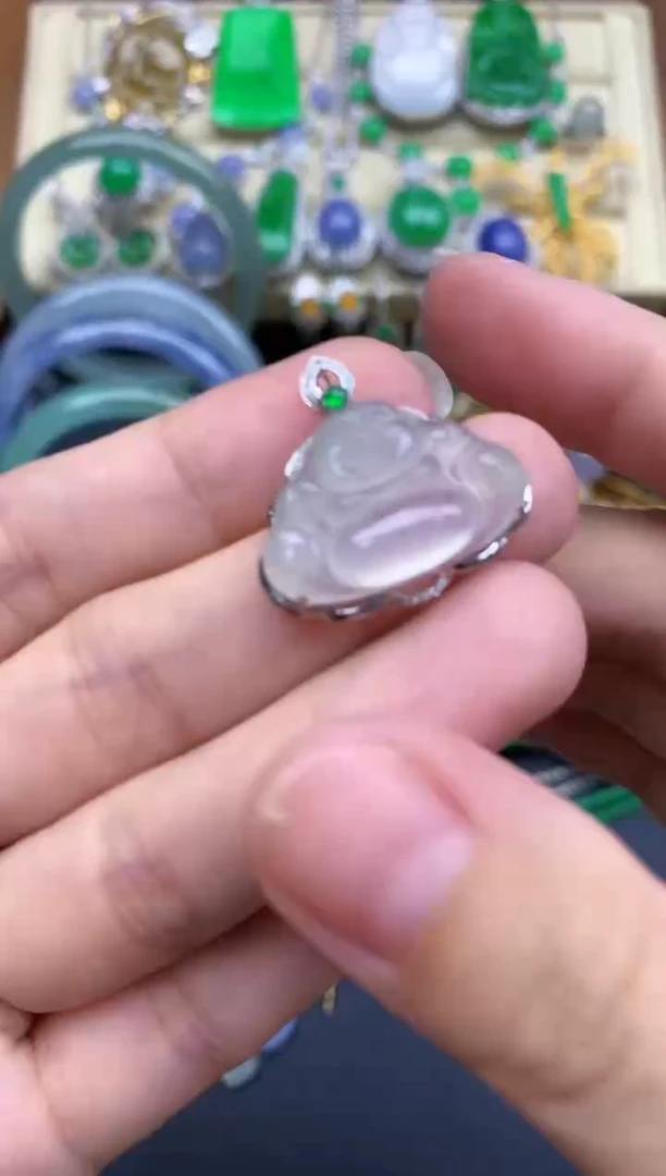 颈饰18K金镶嵌翡翠139-春日珠宝