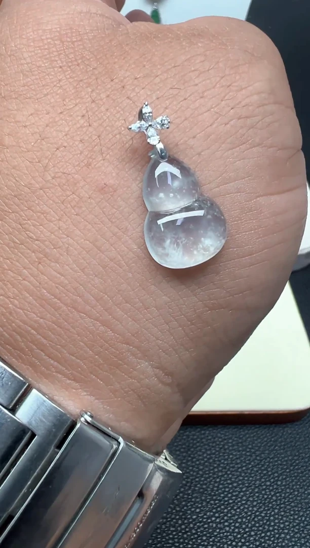 颈饰18K金镶嵌翡翠S****✨（46号链接）纯天然A货面翡翠葫芦吊坠