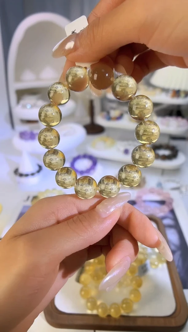 未镶嵌手串水晶黄水