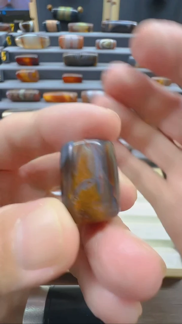 未镶嵌颈饰玛瑙/玉髓玛瑙23*19