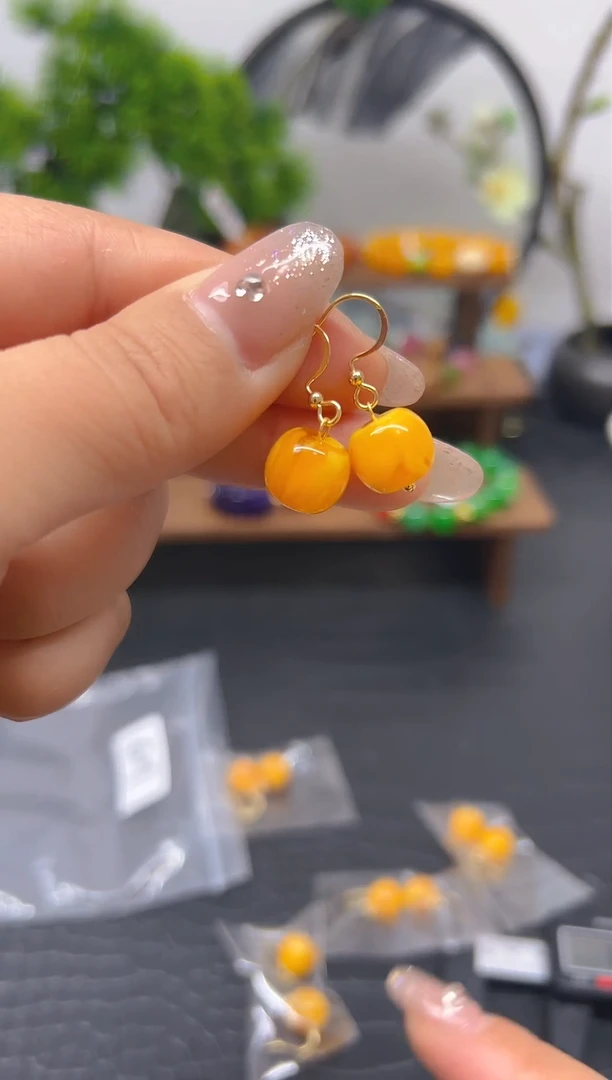【闪购商品】蜜蜡耳饰14K金镶嵌耳饰E01