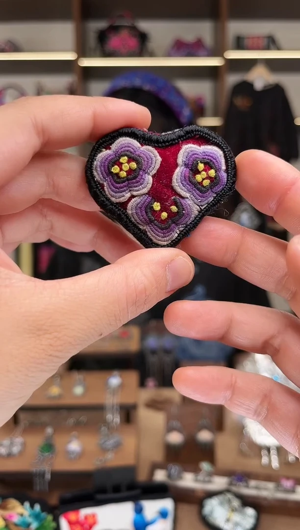 织绣1867黔东南苗族刺绣