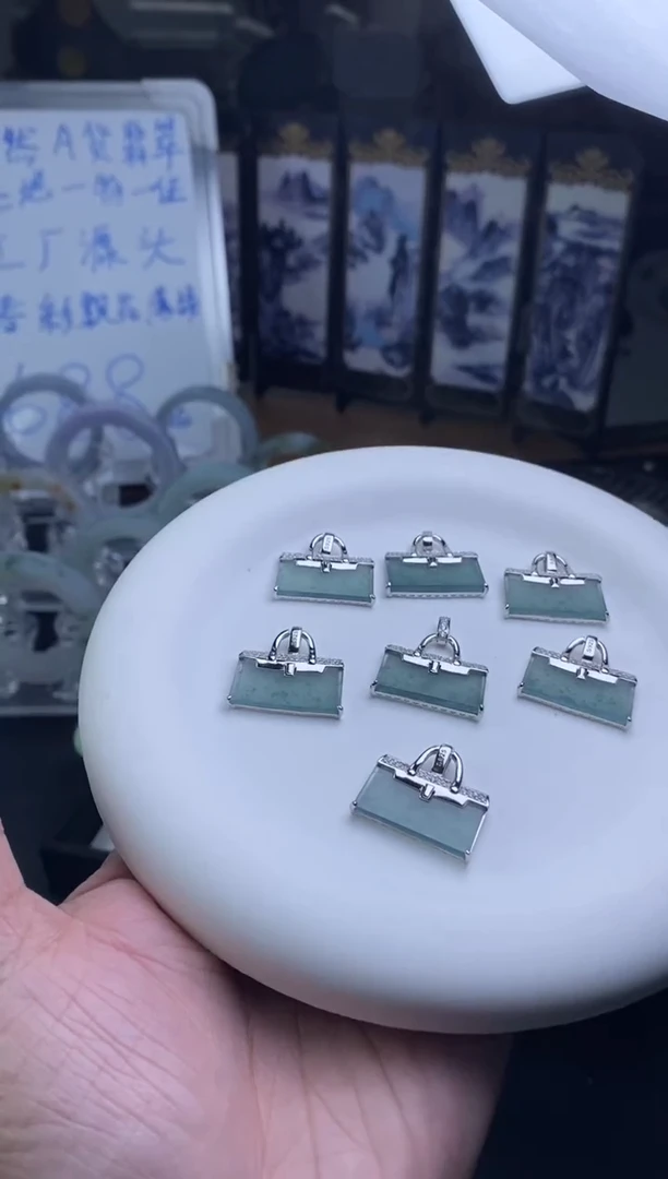 【闪购商品】翡翠颈饰银S800镶嵌挂件