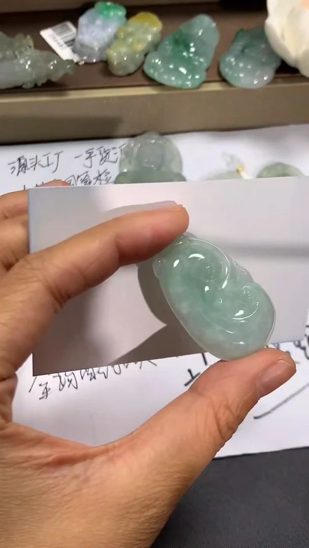 颈饰未镶嵌翡翠1