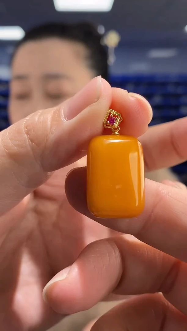 蜜蜡吊坠(不含链)银S925镶嵌DZ7043