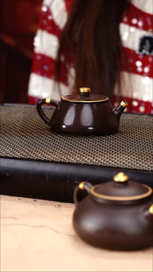 茶壶紫砂四号井茄皮紫泥描金平盖石瓢120cc