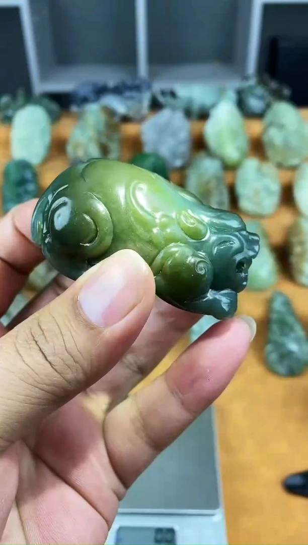 未镶嵌和田玉把件1