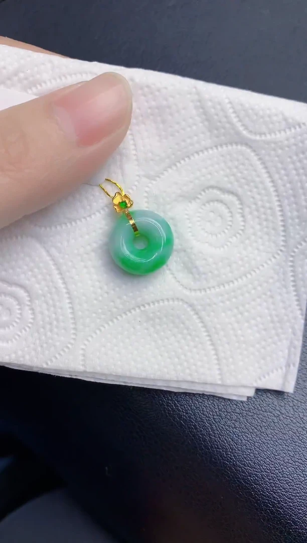 颈饰18K金镶嵌翡翠天然翡翠缅甸A货