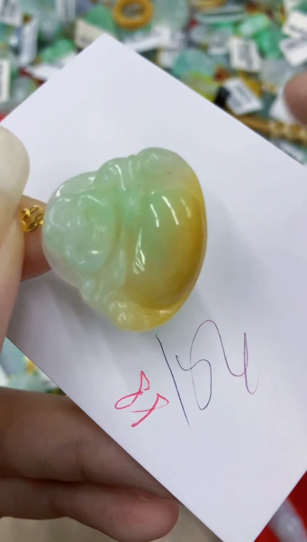 翡翠18K金镶嵌颈饰111111111111