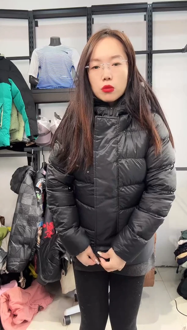 2171 闪购编码  运动卫衣裤以直播间过款为准 尺码  ·  160