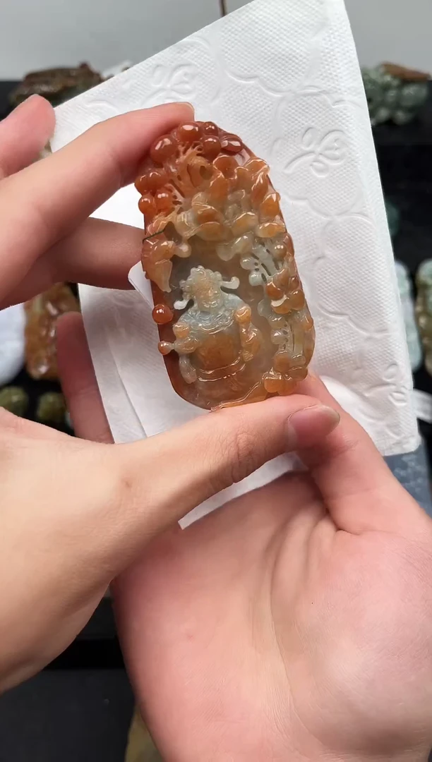 颈饰未镶嵌翡翠旧***店翡翠挂件