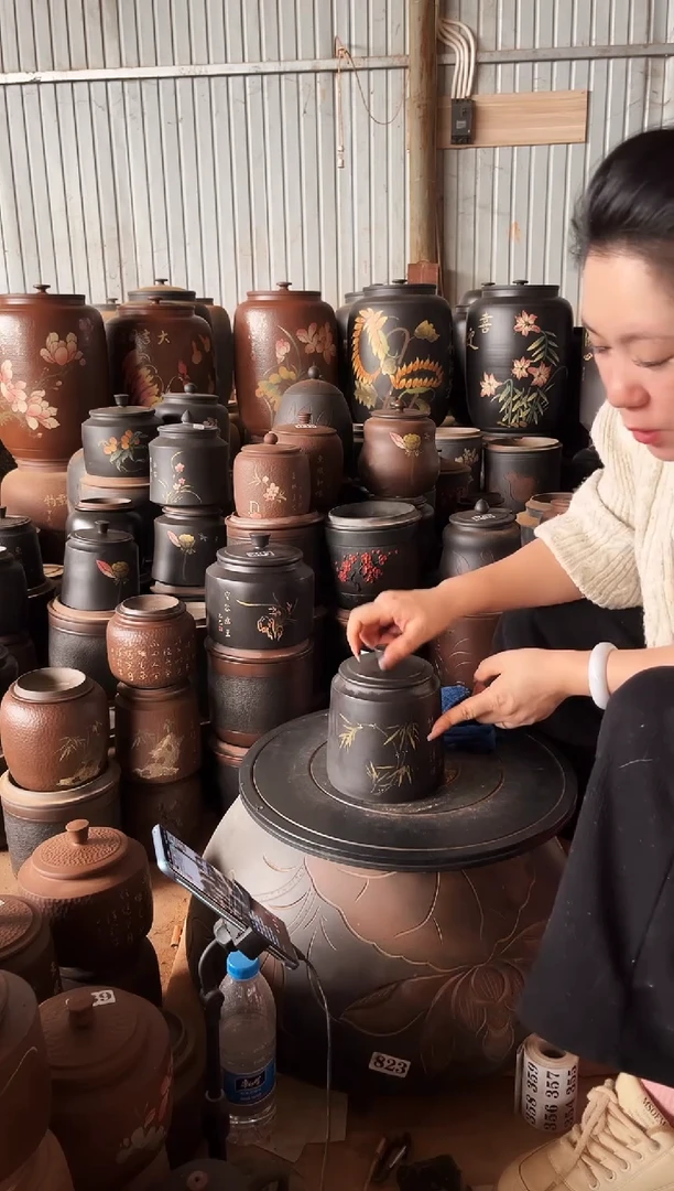 【闪购商品】壶瑕疵茶叶罐黑色100克 934