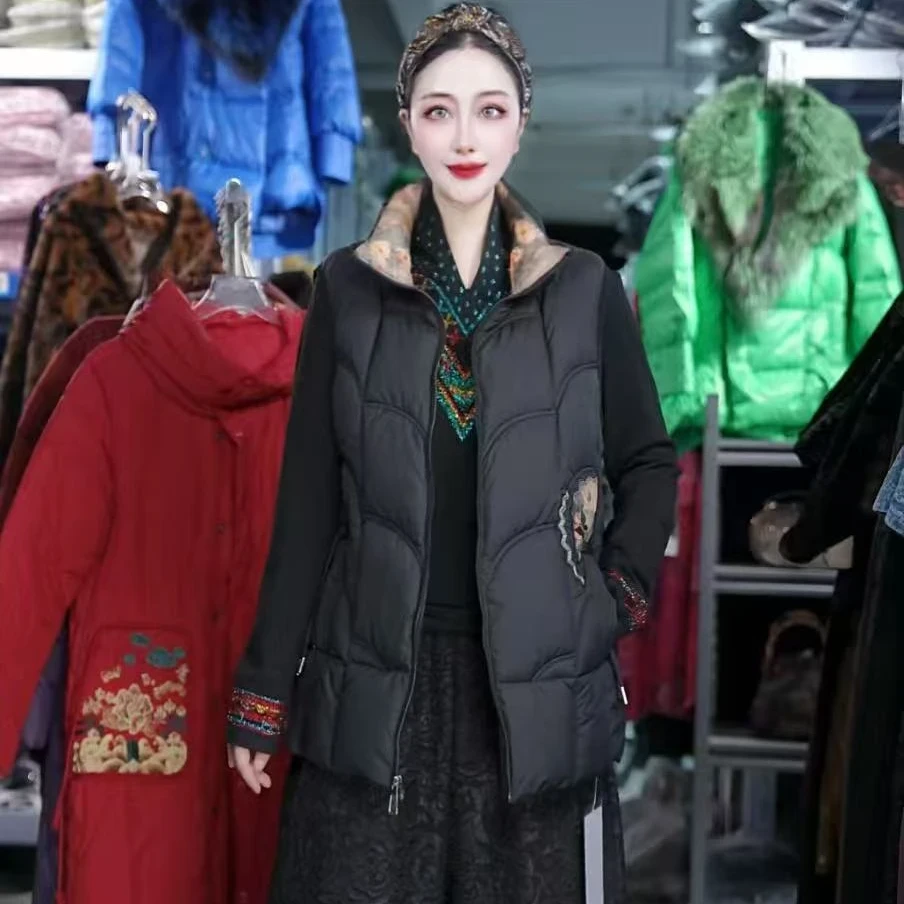 女士刺绣马甲雷2025夹棉加厚马甲冬季国风妈妈装中老年保暖