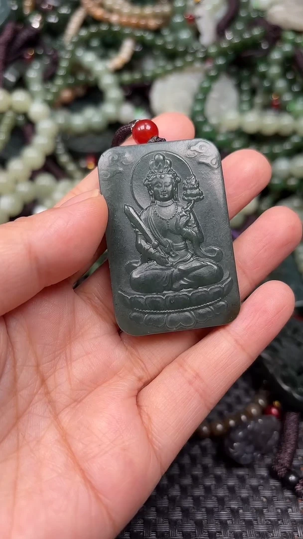 颈饰未镶嵌和田玉1