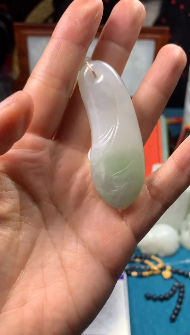 颈饰未镶嵌和田玉拍一发一