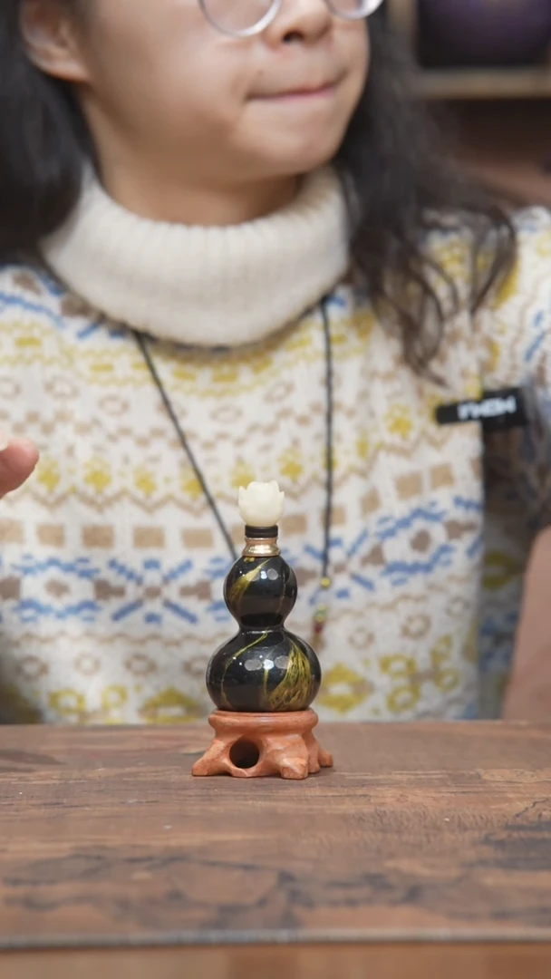 【闪购商品】307号-大漆飘漆小葫芦脖挂