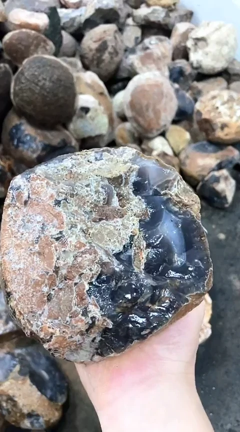 定制玛瑙阿*原石501758