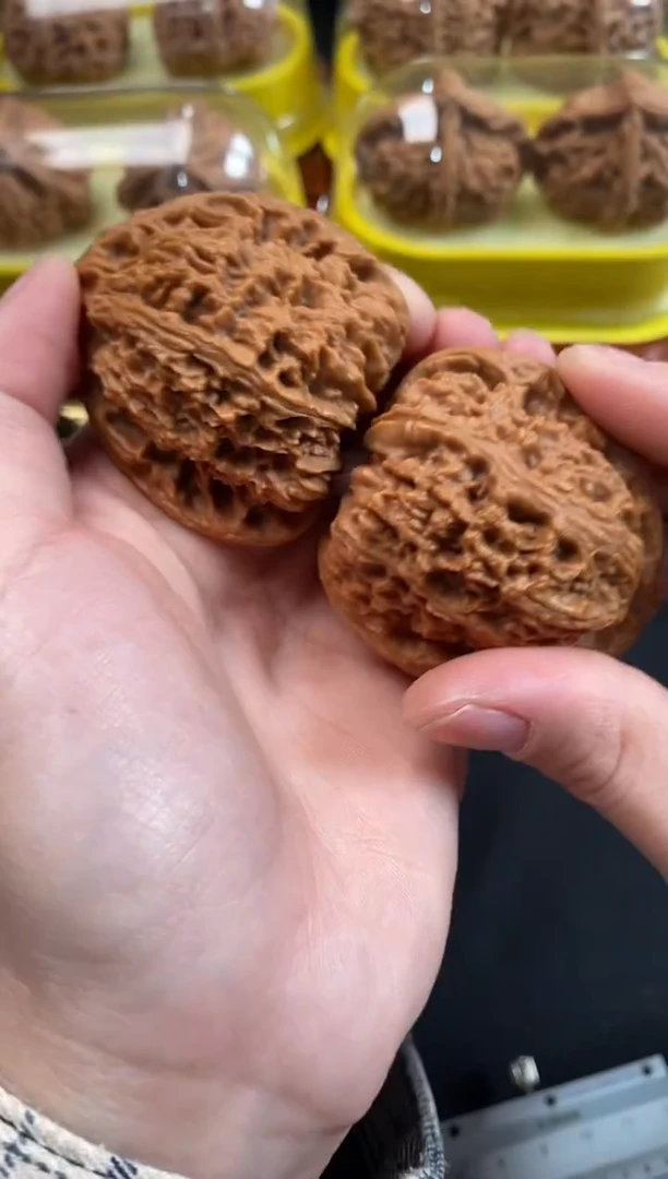 把件文玩核桃南疆石45尺Q959