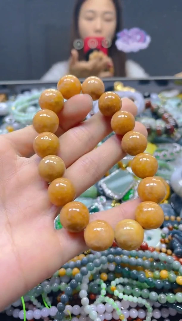 颈饰未镶嵌翡翠13MM/T/翡翠A货，一件也是批发价