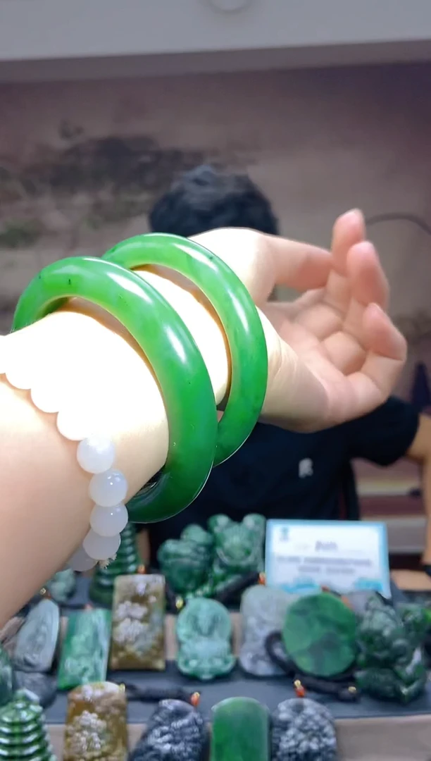 颈饰未镶嵌和田玉54---64圈口，下单备注圈口，拍一发一多样性发货