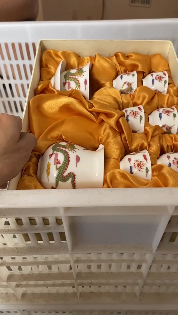 无运费险有瑕疵的摄影的产品有使用过的痕迹有点脏介意勿拍