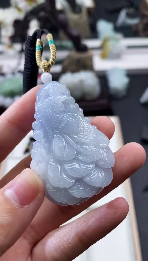 翡翠未镶嵌颈饰天然缅甸A货翡翠