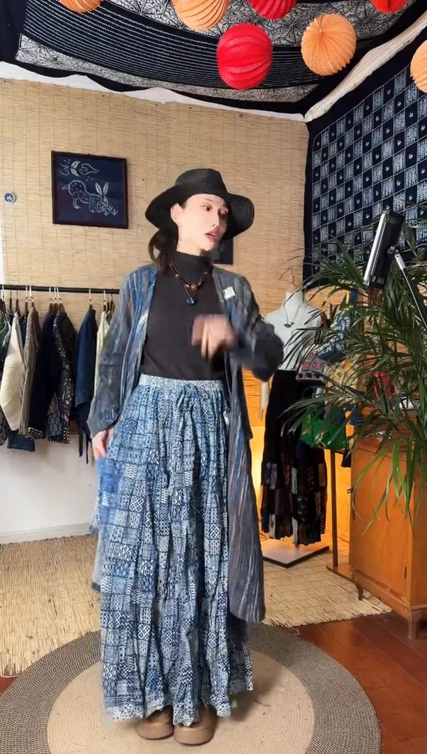 【闪购商品】设计师款反向染裙子