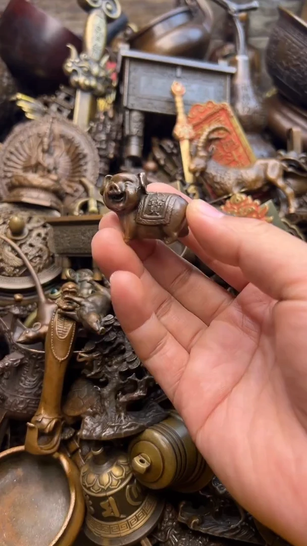 精美铜器，点击下单