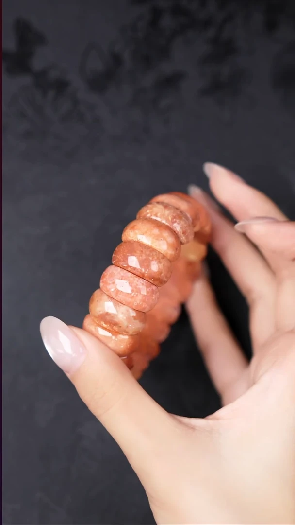 未镶嵌手串硅化玉珊瑚 工厂抛货 不退不换 多样性发其1