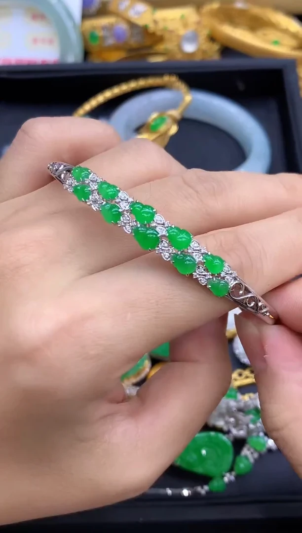 18K金镶嵌手镯翡翠862-中国好珍宝