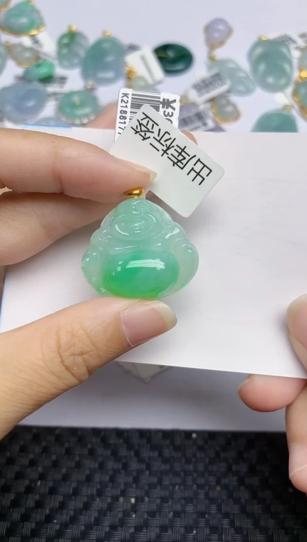 翡翠18K金镶嵌颈饰天然翡翠A货