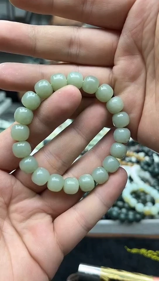 未镶嵌手链和田玉纯天然新疆且末天空蓝11