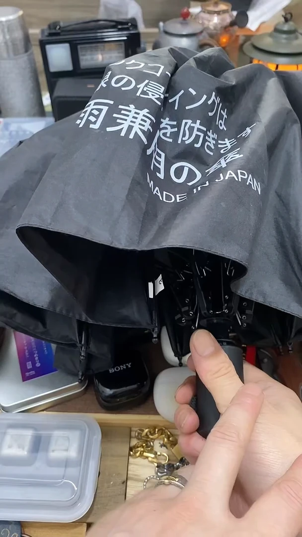 瓷片闪购商品 如图所示