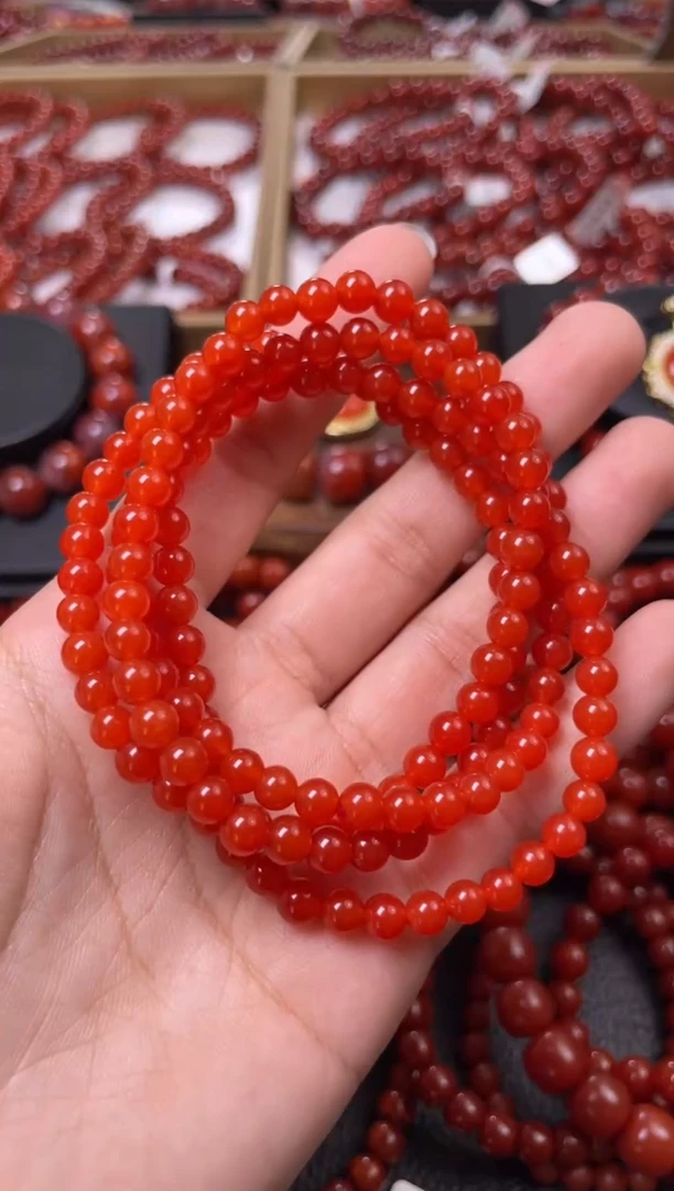 未镶嵌颈饰玛瑙/玉髓南红