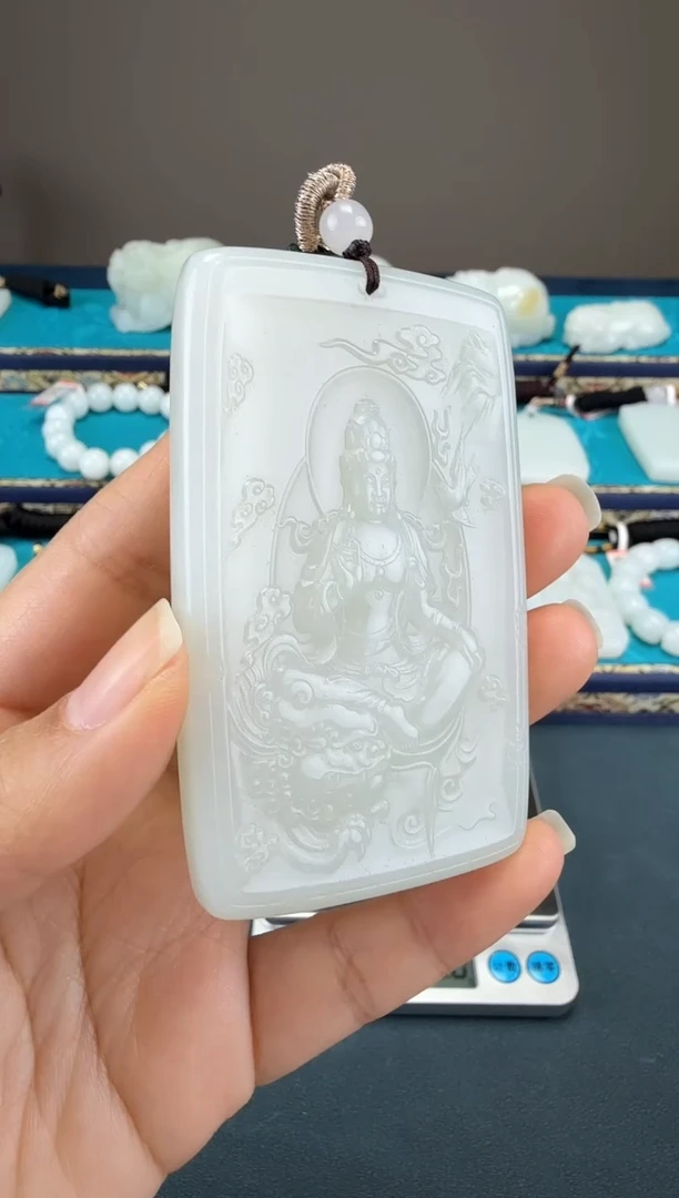 颈饰未镶嵌和田玉1