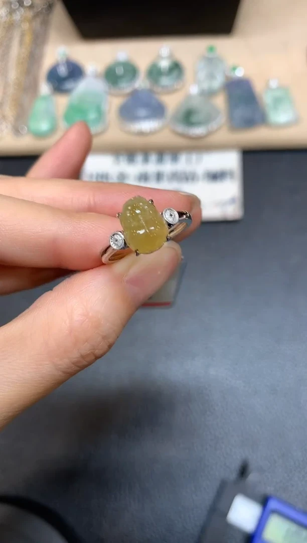 【闪购商品】翡翠戒指18K金镶嵌【无服务费