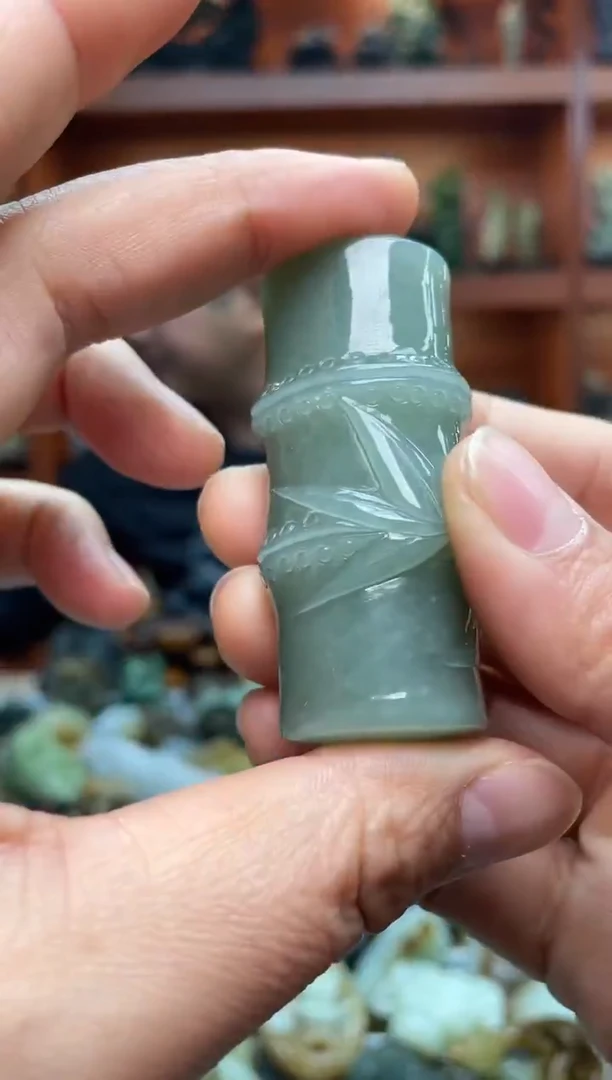 未镶嵌和田玉把件1