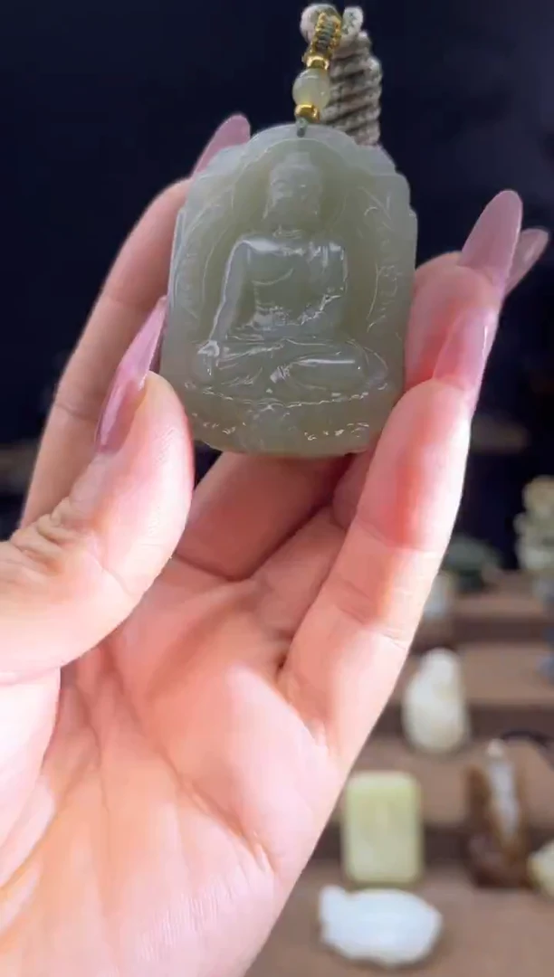 颈饰未镶嵌和田玉1