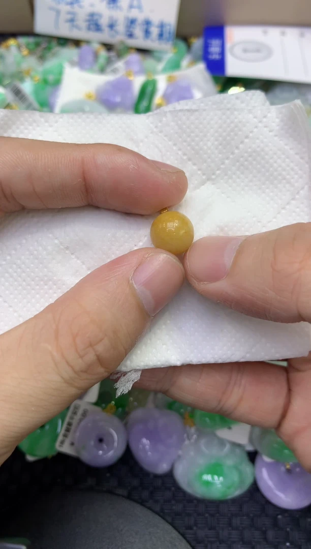 颈饰18K金镶嵌翡翠天然缅甸A货翡翠