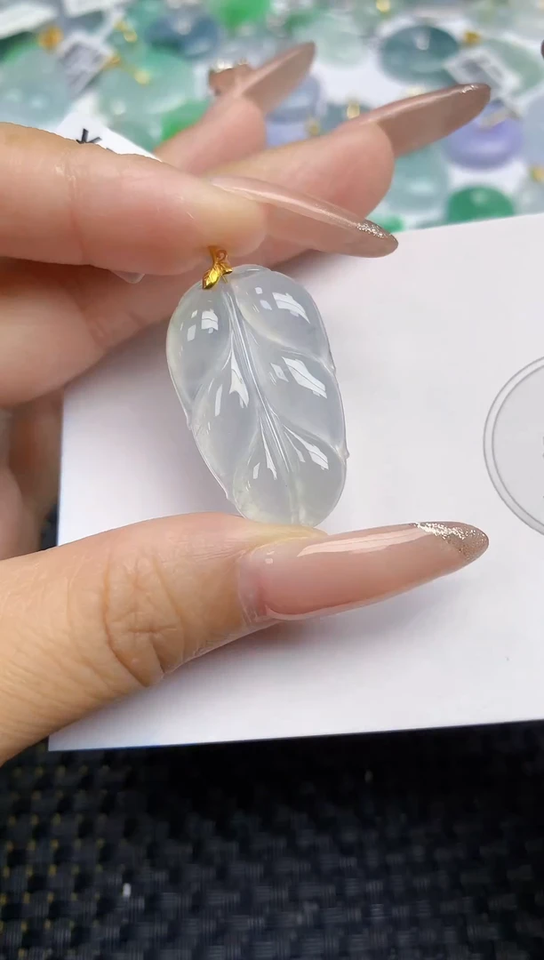 颈饰18K金镶嵌翡翠天然缅甸A货翡翠百元以上9元证书费自理