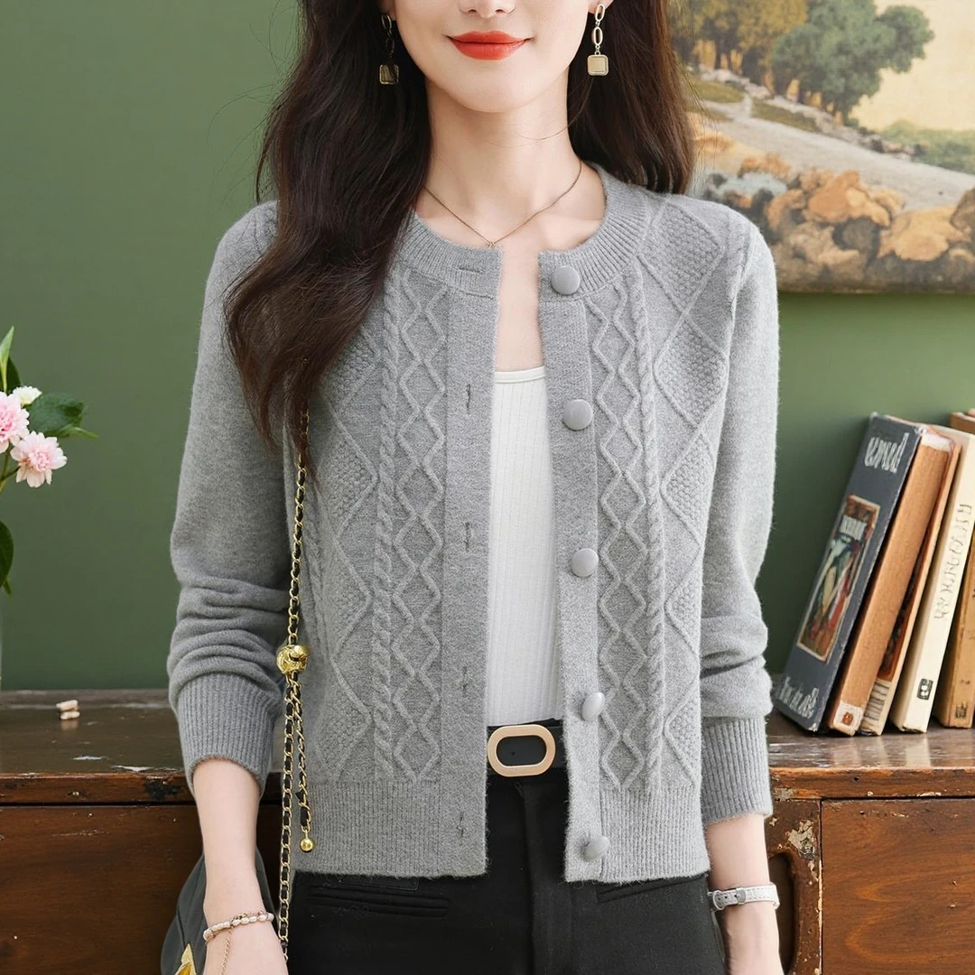 小个子羊绒衫毛衣外套春秋新款女士外穿针织短款开衫女