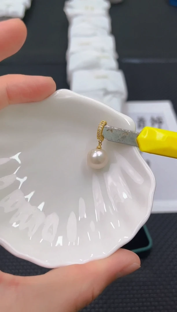 未镶嵌淡水珍珠耳饰xl3256